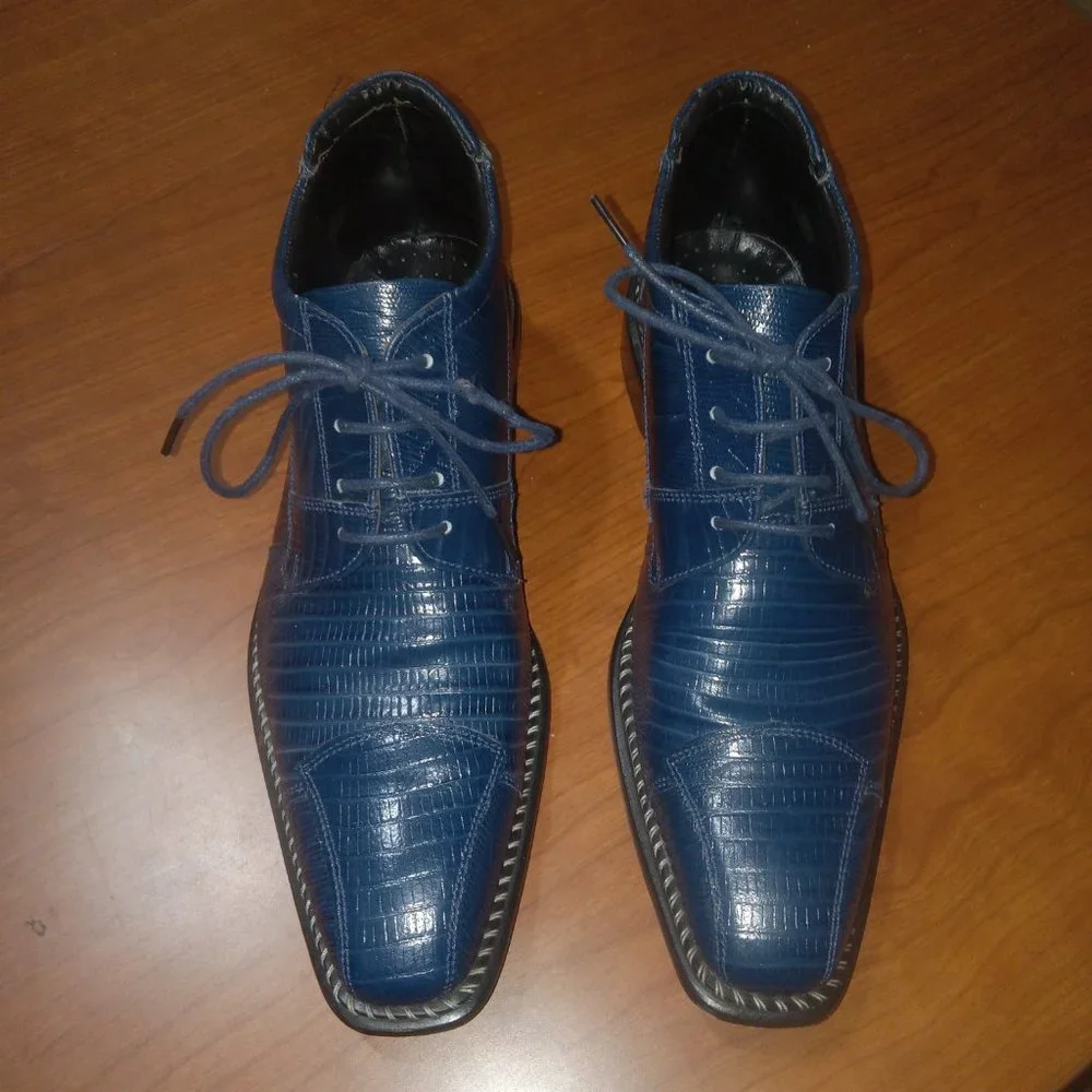 Men's Blue Embossed Leather Lace-Up Dress Boots